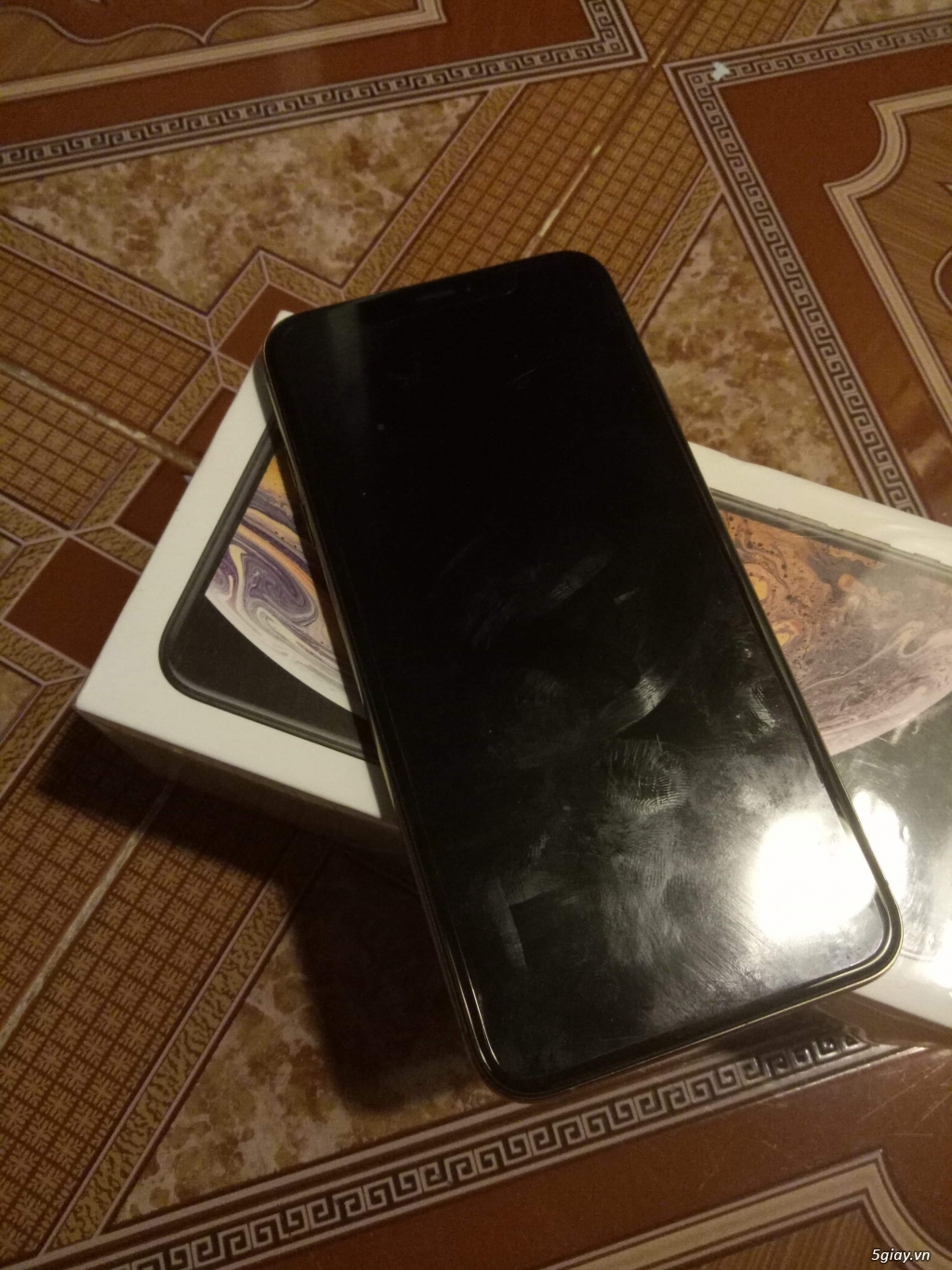 Cần bán iphone Xs max 512gb đang xài mới 99% - 1