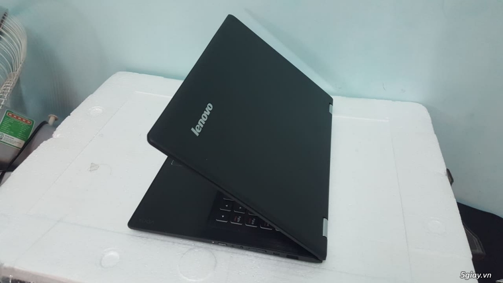 i5 5200u=LENOVO YOGA PRO 3=8G=SSD 128G=Xoay 360*=Cảm ứng=Đèn phím