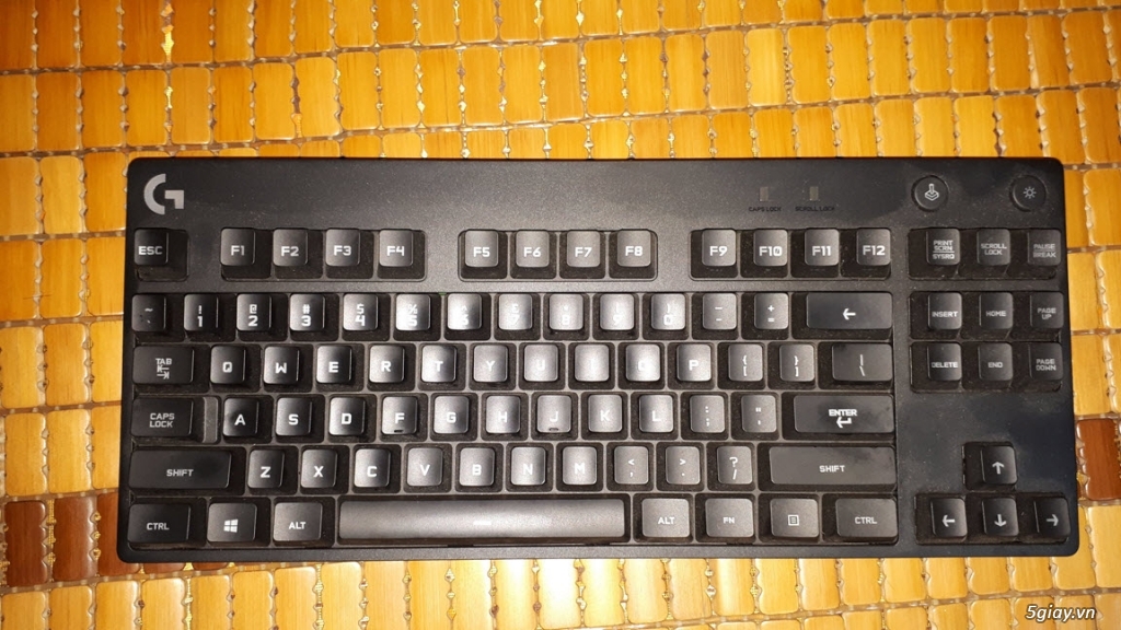 Bàn phím cơ logitech G Pro mua 1 được 4 !!! - 1