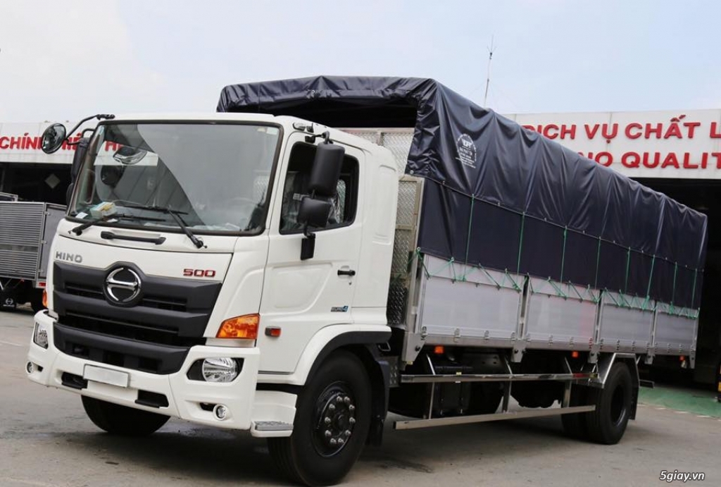 HINO 8 TẤN THÙNG MUI BẠT, EURO 4 ĐỜI 2018. - 1