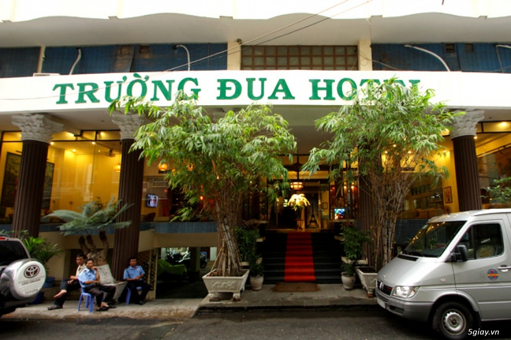 Tuyển bảo vệ ca ngày (7h đến 19h) khách sạn Trường Đua - Quận 10