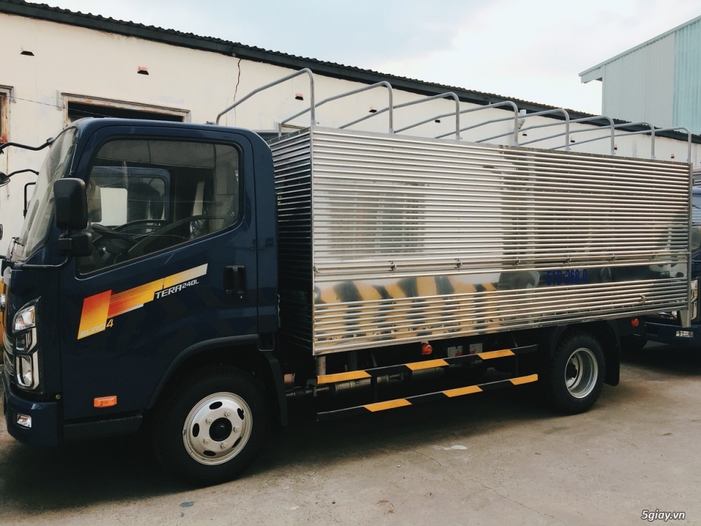 bán xe tải nhẹ 2,5 tấn-tera240 L thùng dài 4m3 - 1