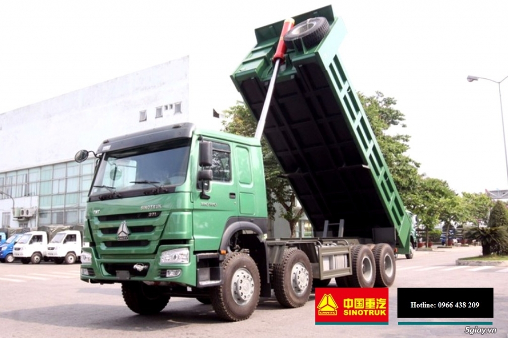 Bán xe tải ben Howo 4 chân, 17 tấn, giá 1.261 tỷ, KM 2% thuế trước bạ