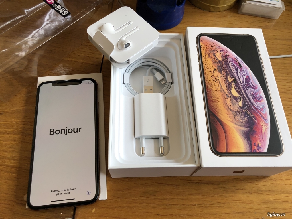 Iphone XS 256G Vàng nguyên seal bán nhanh - 1