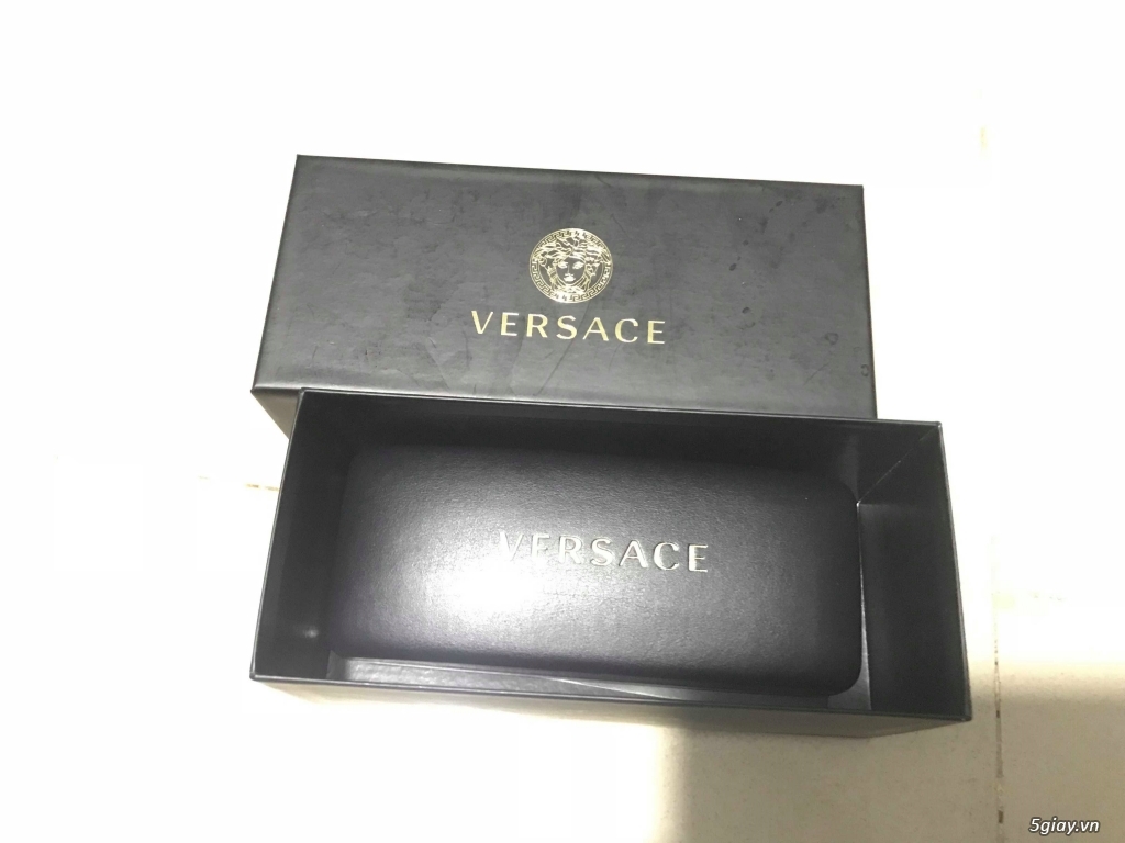 Cần bán mắt kính Versace chính hãng xách tay từ Canada - 1