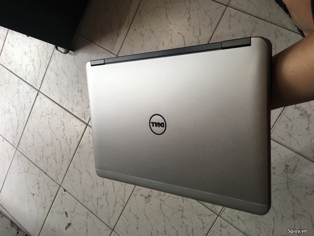 E7240 i5 4300 4gb ssd 128 - 2