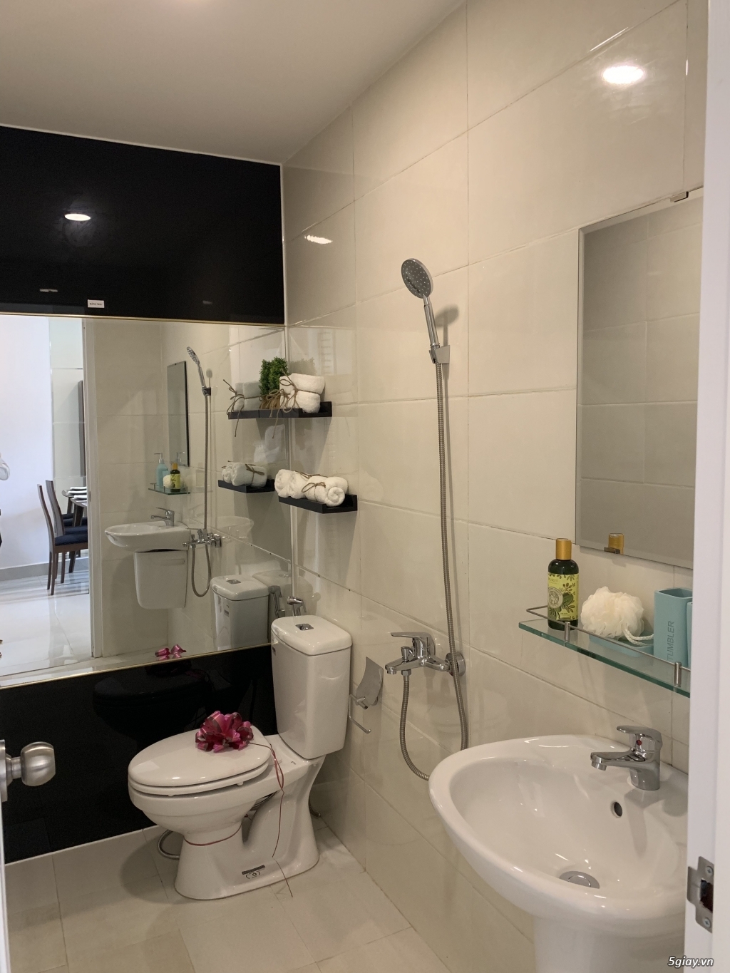 Bán gấp căn góc 70m2 2pn chỉ 1,4 tỷ.NT cao cấp,vay 20 năm - 2