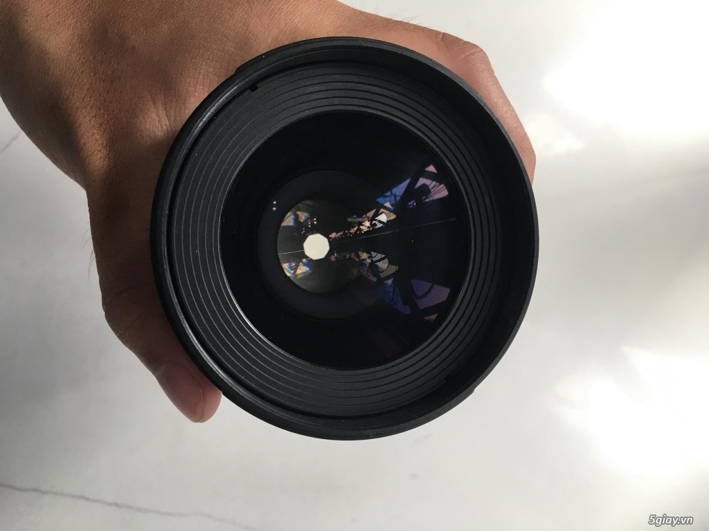 Cần bán Samyang 35mm f/1.4 for Canon. nguyên zin 95%.  Giá 4,000,000đ