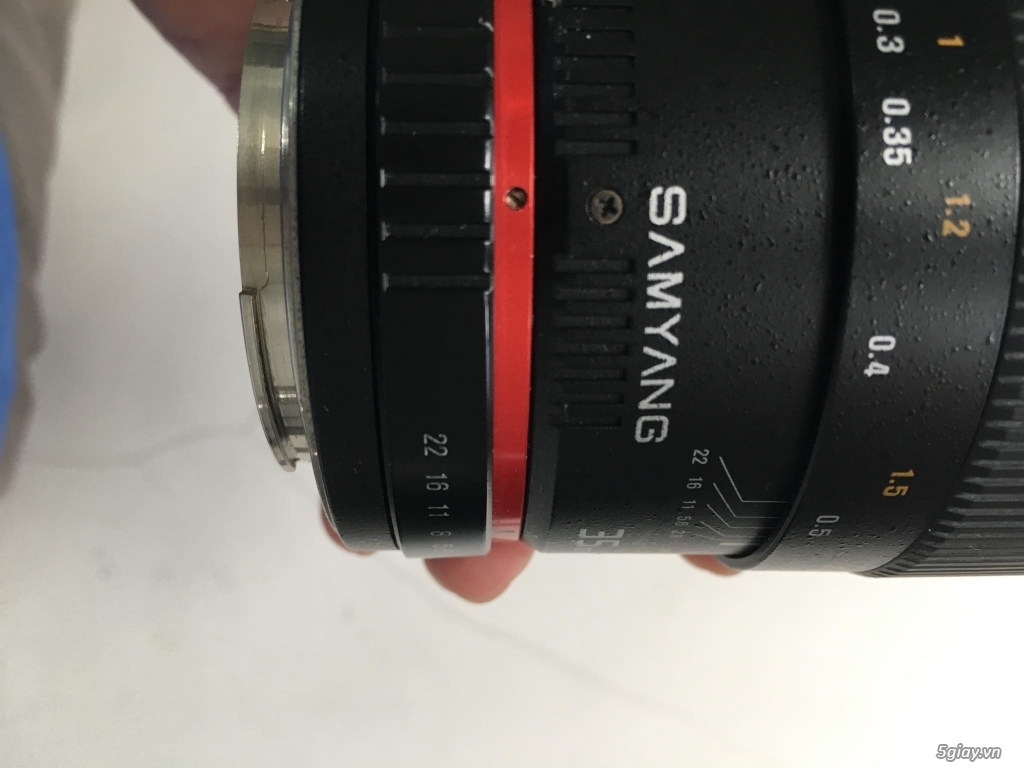 Cần bán Samyang 35mm f/1.4 for Canon. nguyên zin 95%.  Giá 4,000,000đ - 2