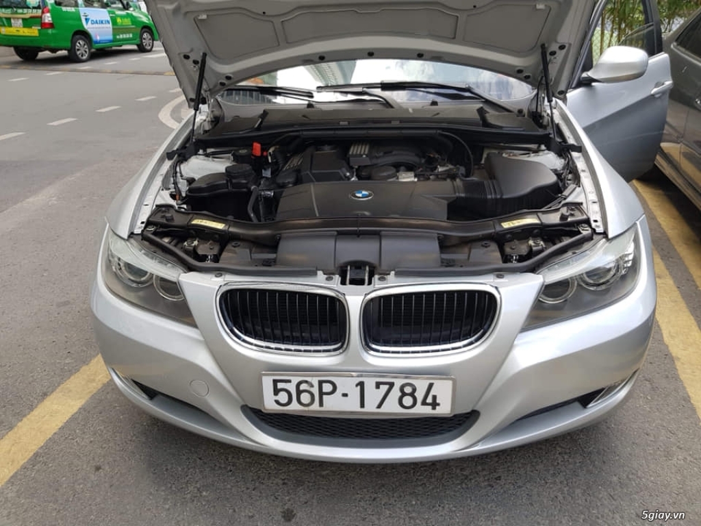 HCM bán BMW 320i E90 LCI cuối 2009 chính chủ rất ít đi - 13