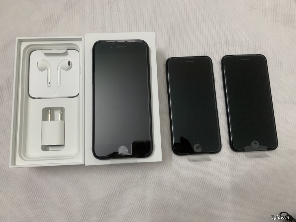 Bán iPhone 7 32g black chưa active máy quốc tế Hàng Mỹ