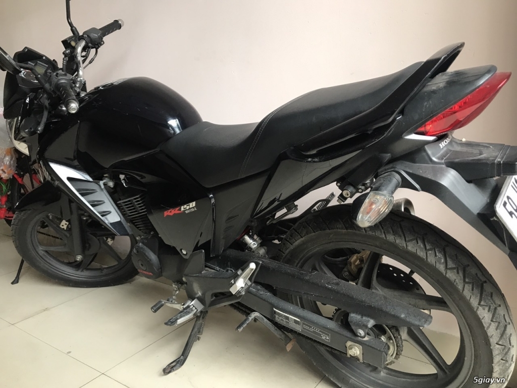 Cần bán honda RR150, xe mới 99%, mới chạy  | 5giay