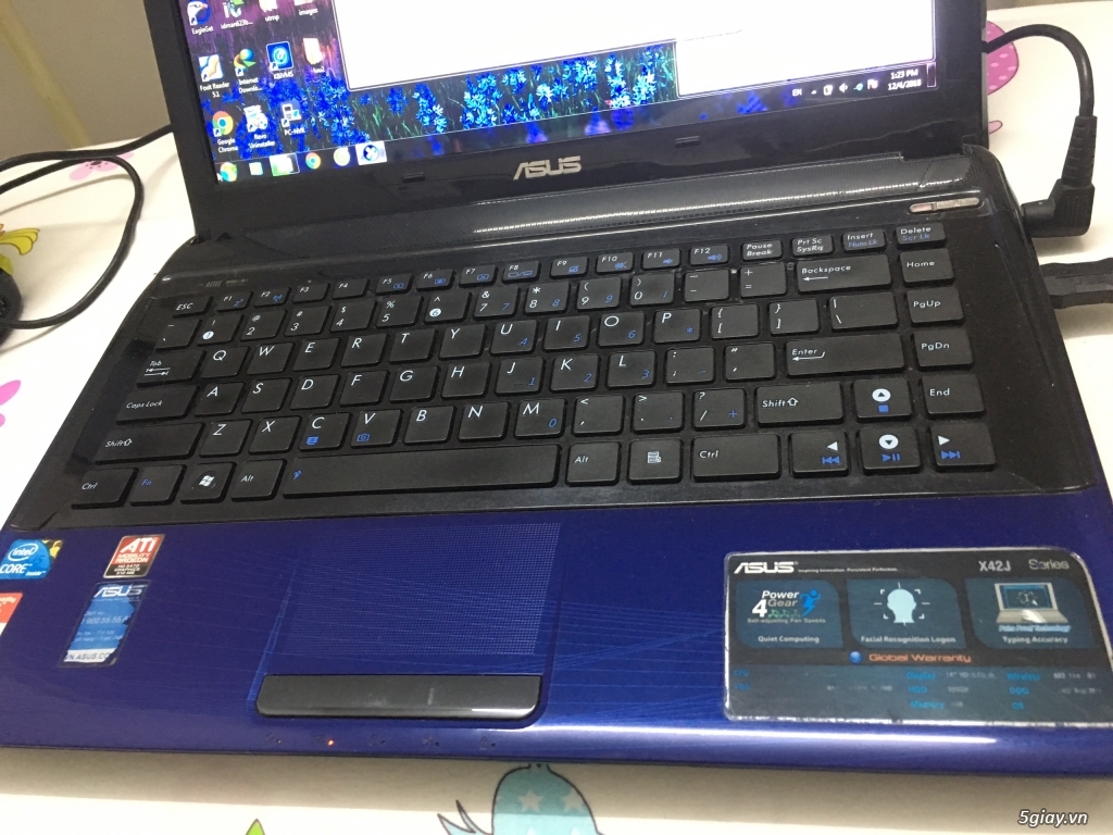 Laptop ASUS K42J, I5, 320GB - 1