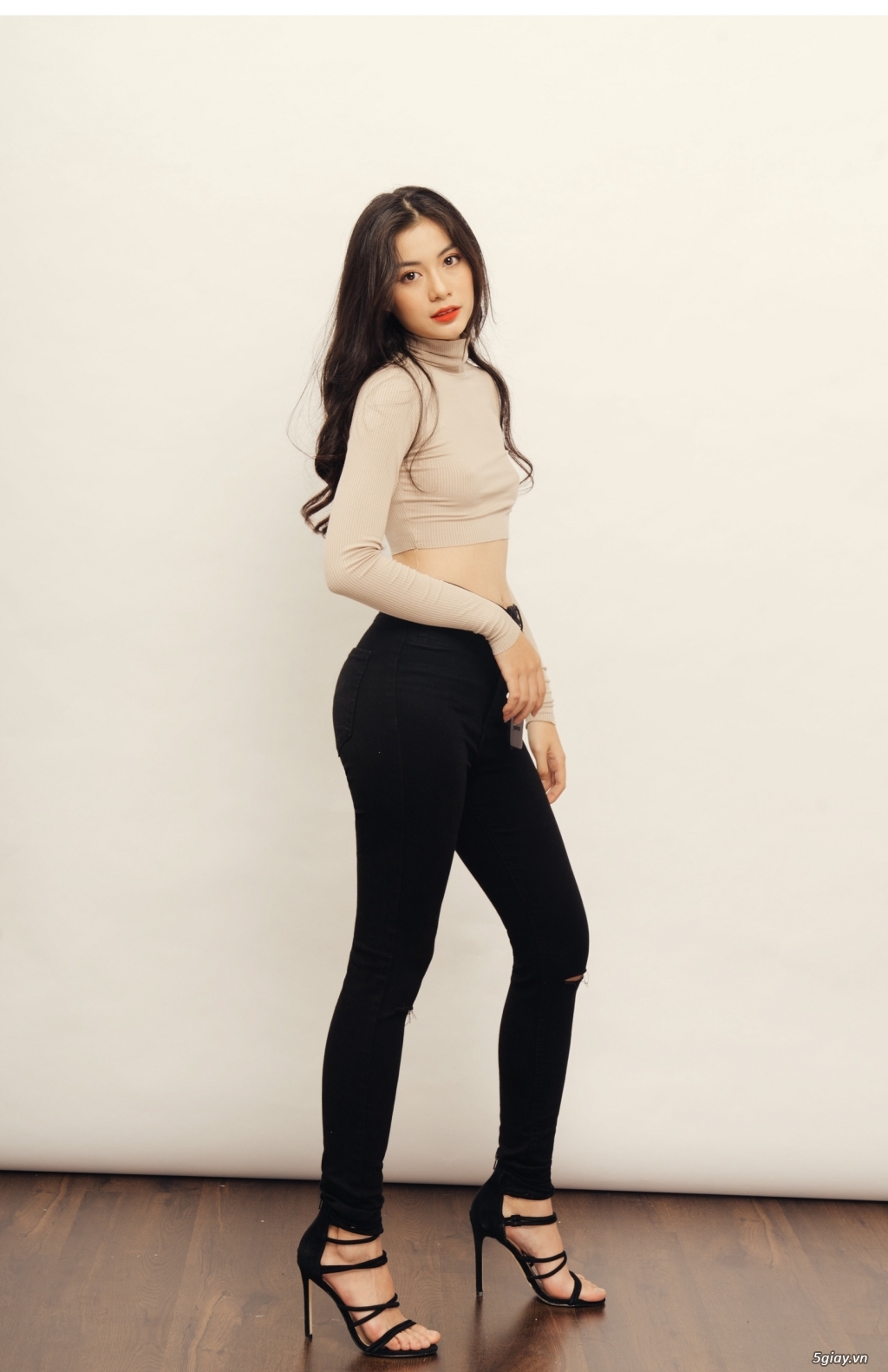 *7Celeb* Quần Jean của SAO Việt