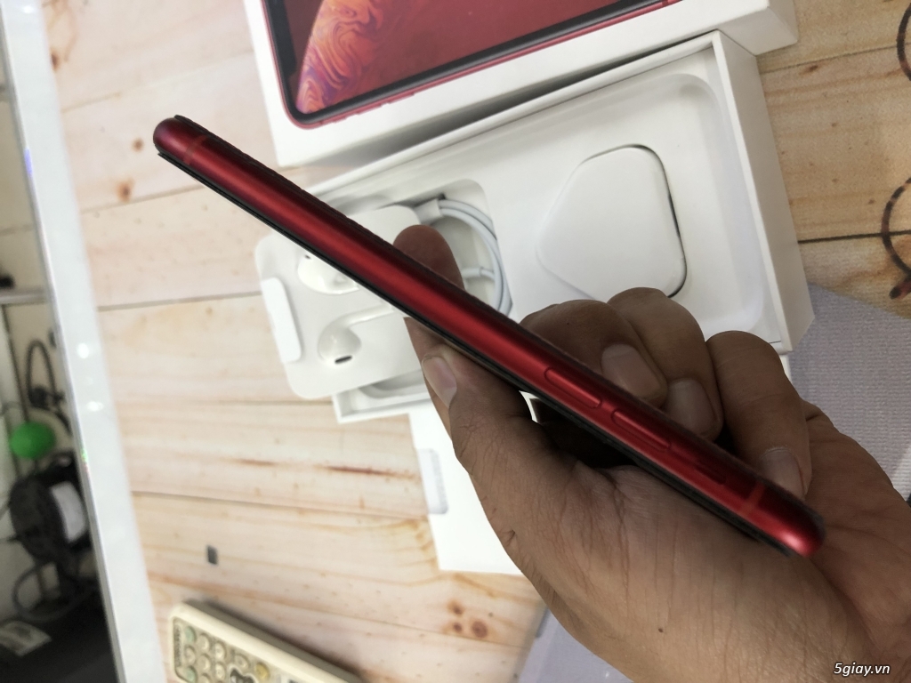 Iphone XR 64GB fullbox màu Red 2 sim ZA/A new 99,99%