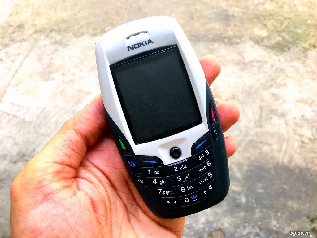 Nokia 6600 Zin chính hãng New, pin trâu siêu rẻ 450k. Có giao tới nơi