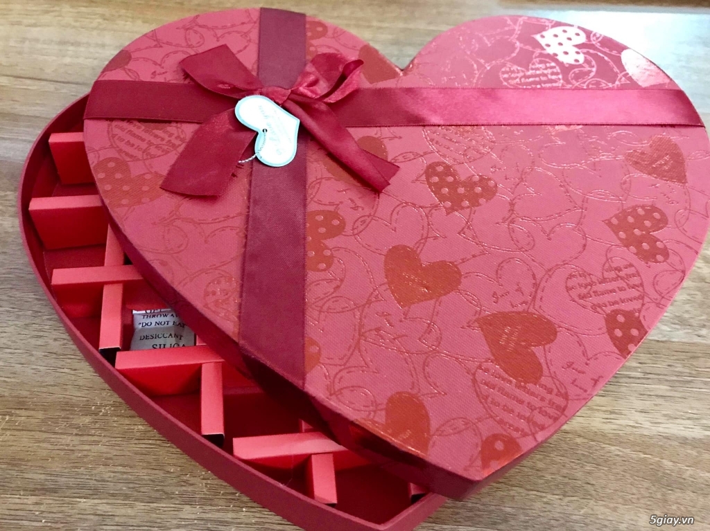 Cung cấp Sỉ - Lẻ các mẫu hộp quà đựng Chocolate mùa Valentine 2019 - 19