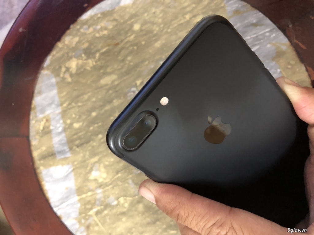 Bán iphone 7plus 32gb Đen QT máy Mỹ 99% - 1