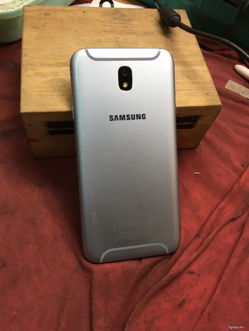 Bán Samsung J7 Pro xanh dương (mua từ TGDD)