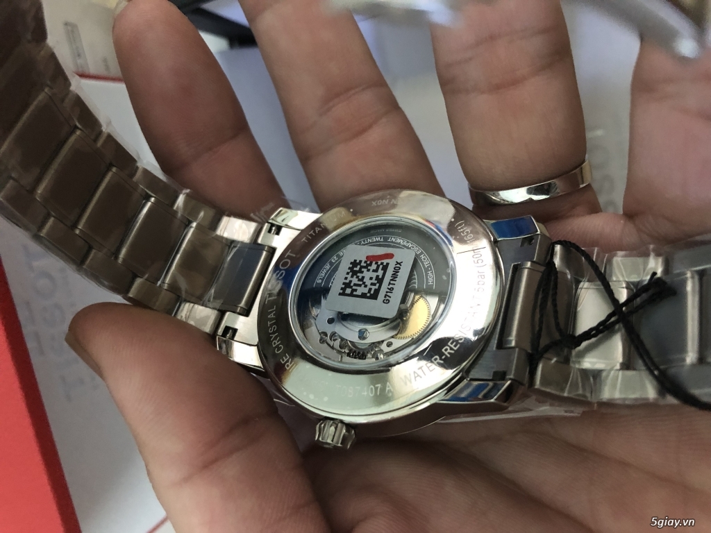 Đồng hồ Tissot chính hãng 825$ sale mạnh 50% cho ai nhanh tay - 1