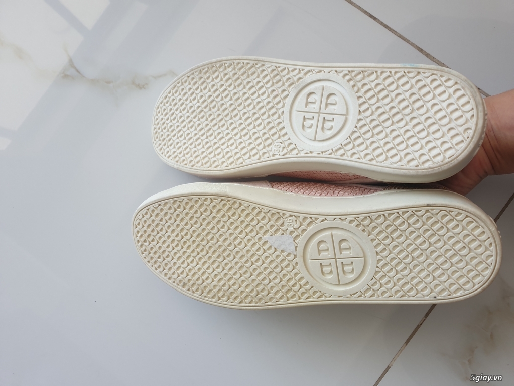 Cần bán lại giày  snecker nữ size 36 - 3