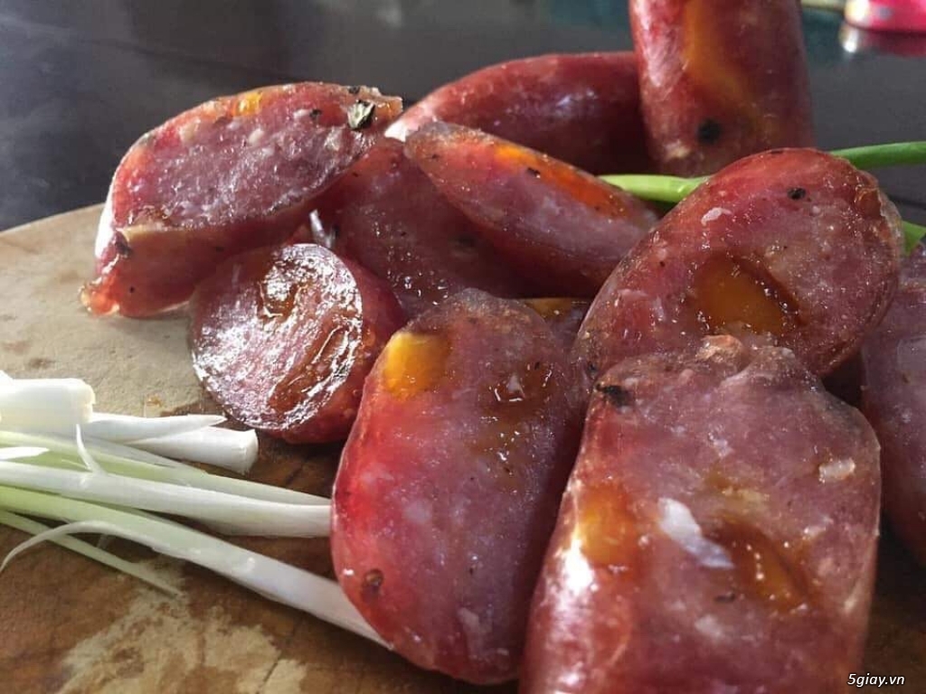Lạp xưởng tươi 180k/kg - 1