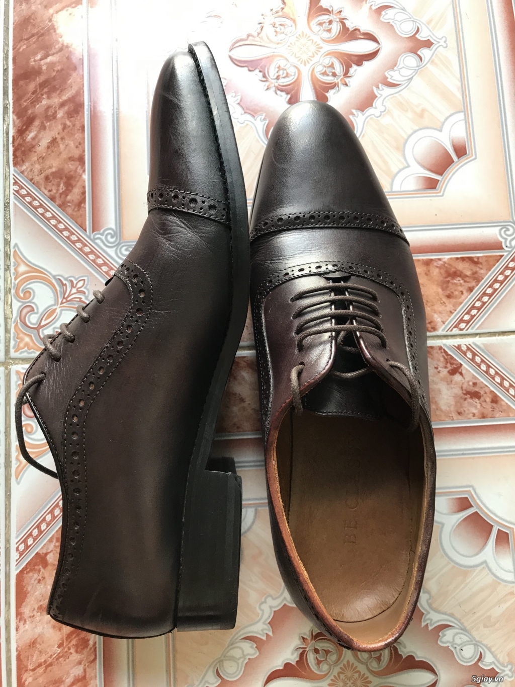 Bán đôi giày của Be Classy - 2