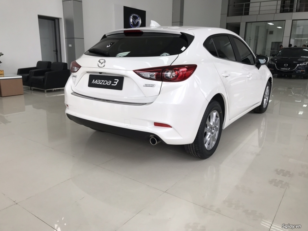 Cần bán : Mazda 3 Hatchback 2018 - 4