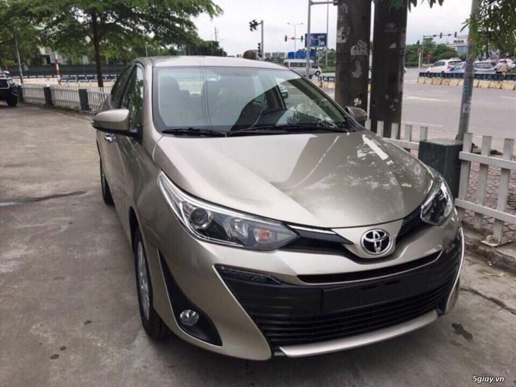 Toyota Đông Sài Gòn ưu đãi lớn dịp Tết cho các dòng xe Vios 2019!! - 1