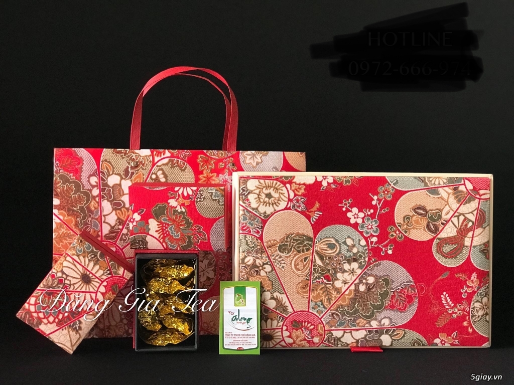 Hộp trà Oolong quà tết