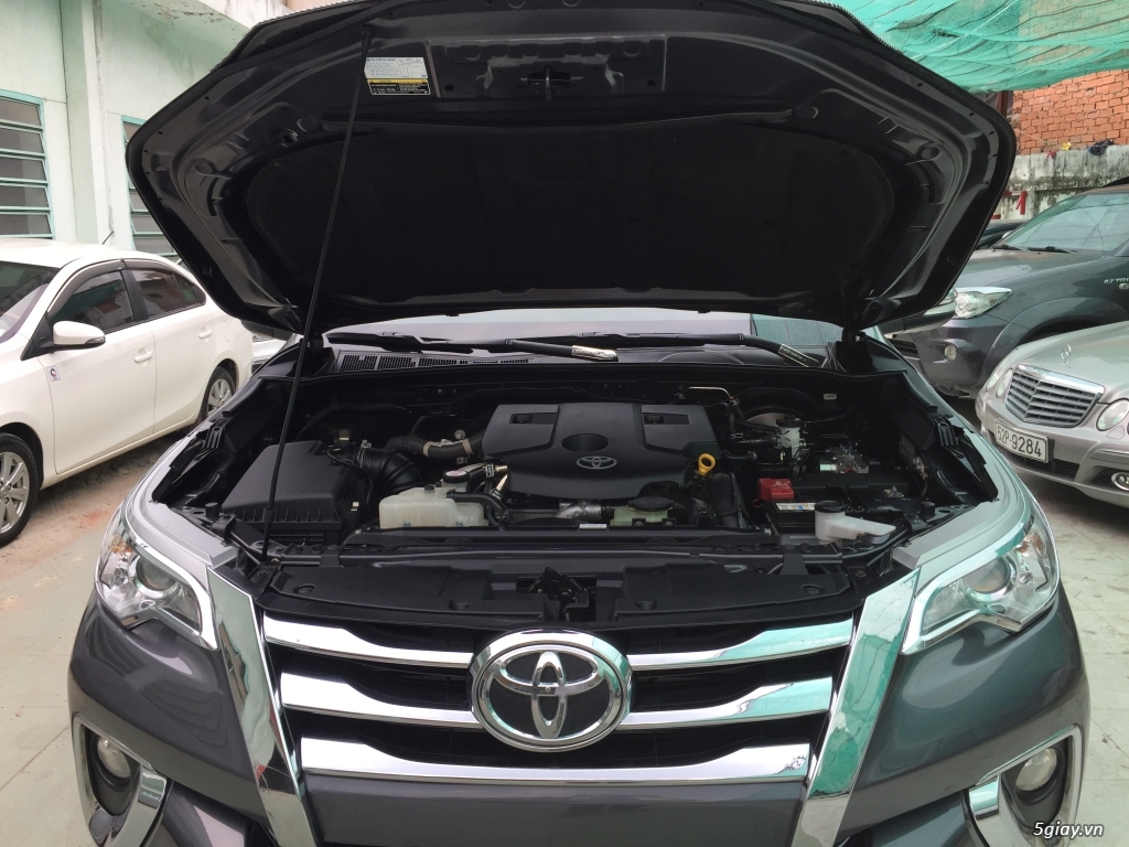 Toyota fortuner nhập khẩu 2017 - 10