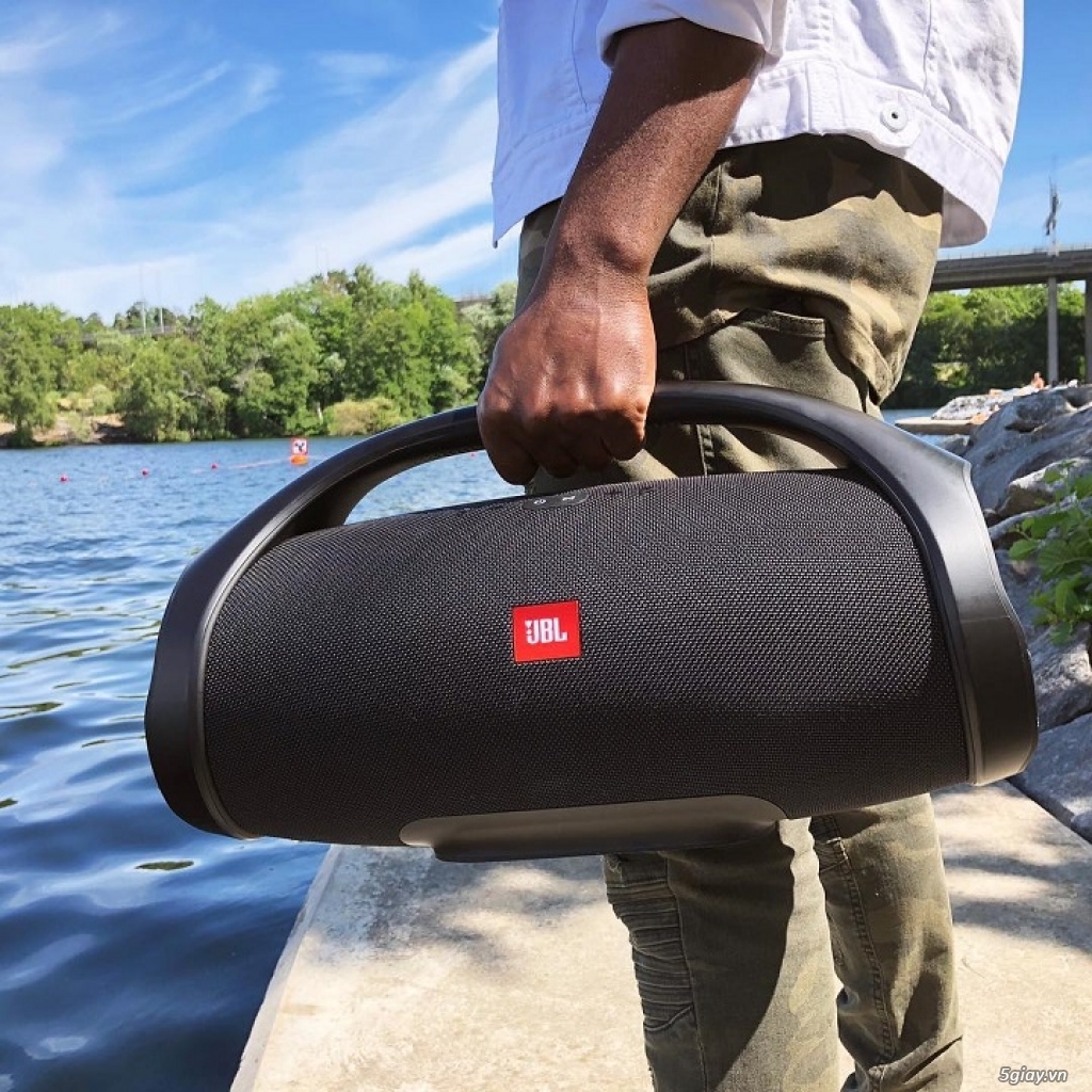 Loa bluetooth JBL Boombox