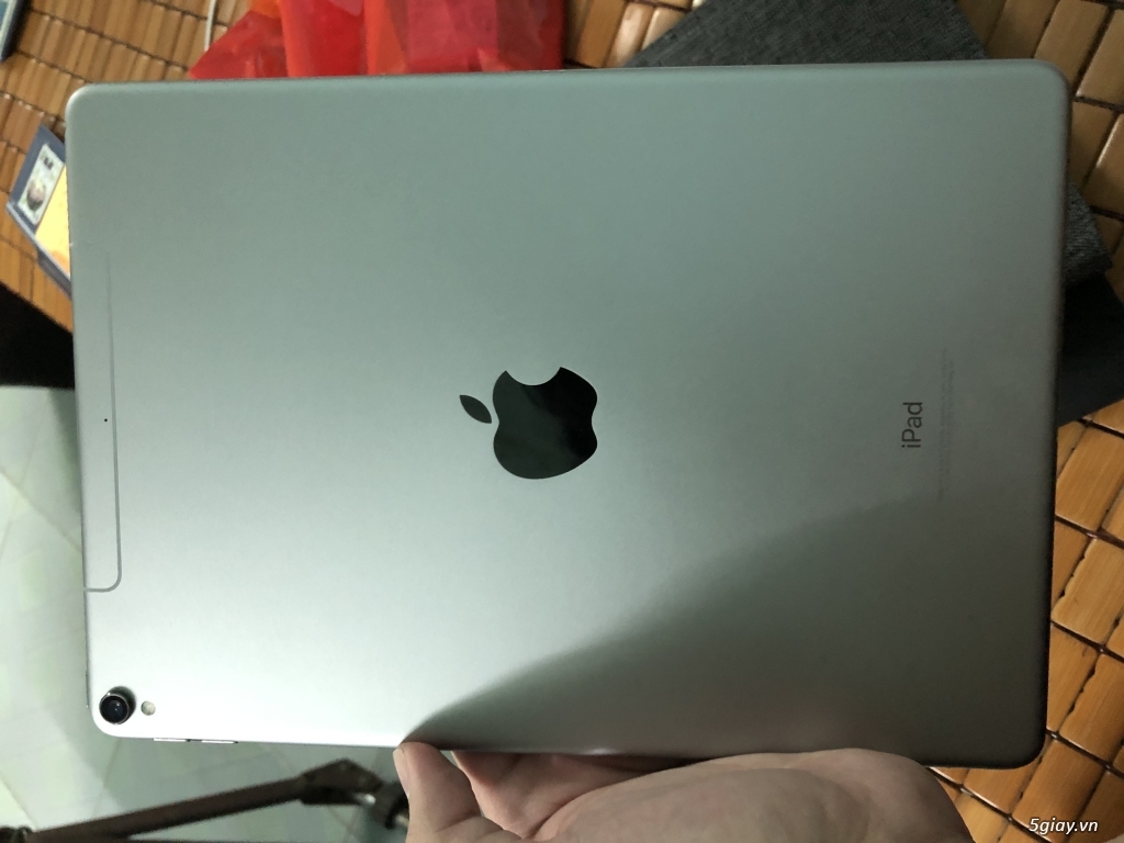 Ipad Pro 10.5 4G còn bảo hành Apple