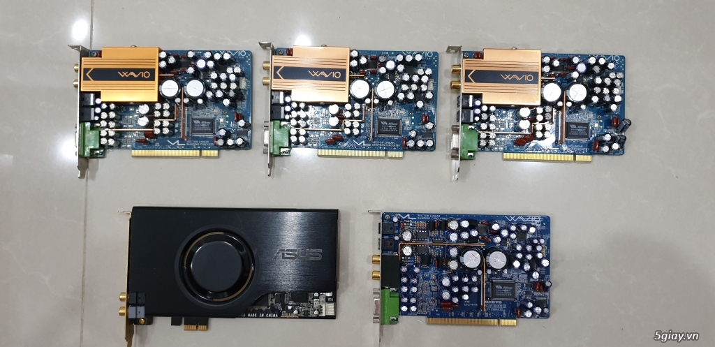 Sound card:  Onkyo + Asus Xonar D2X/XDT INTERNAL 7.1 PCI-Ex1