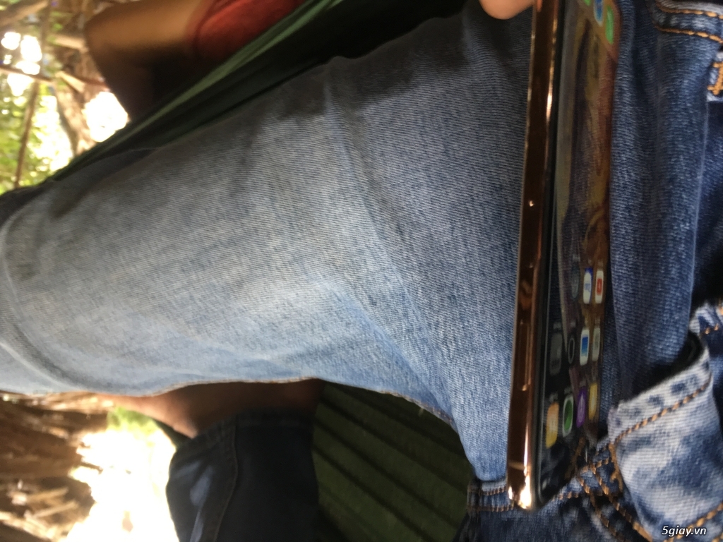 Sang Xs Max 256gb (gold) Sài 2 tháng xước viền nhẹ, fullbox, zin 99%. - 2