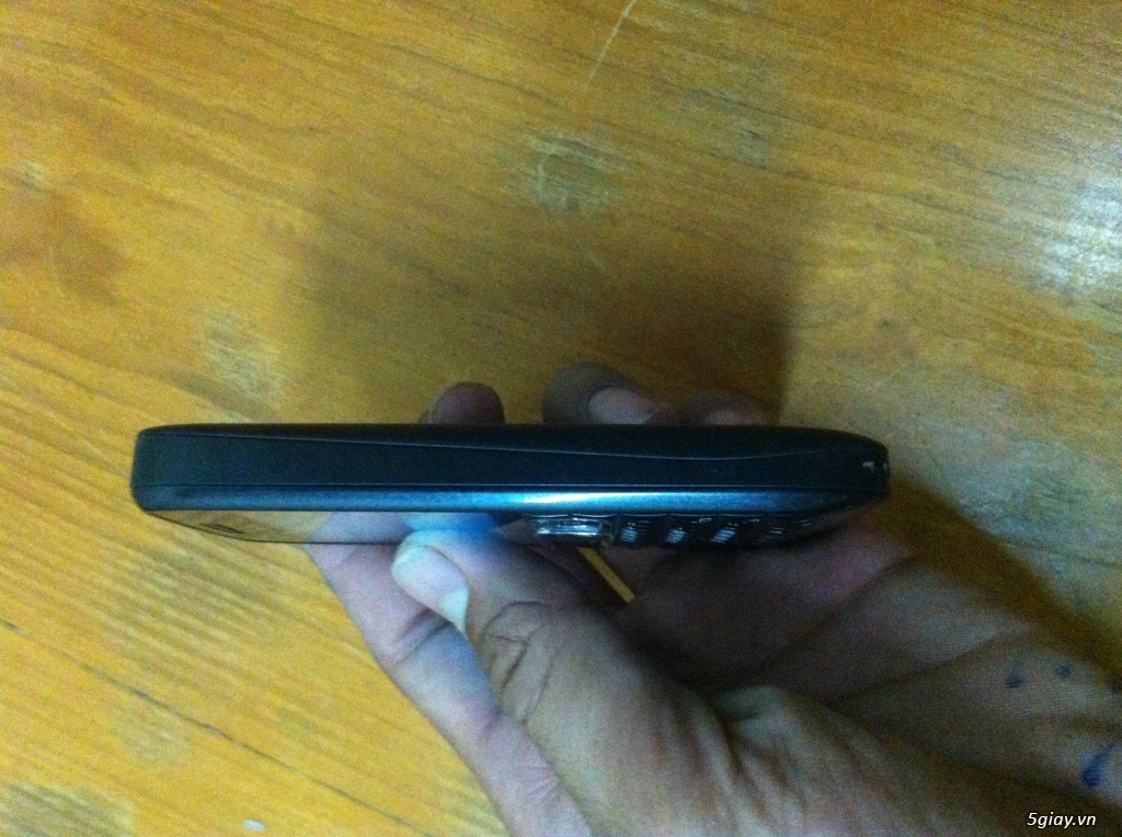 nokia e63 ,iphone 4 32gb - 1