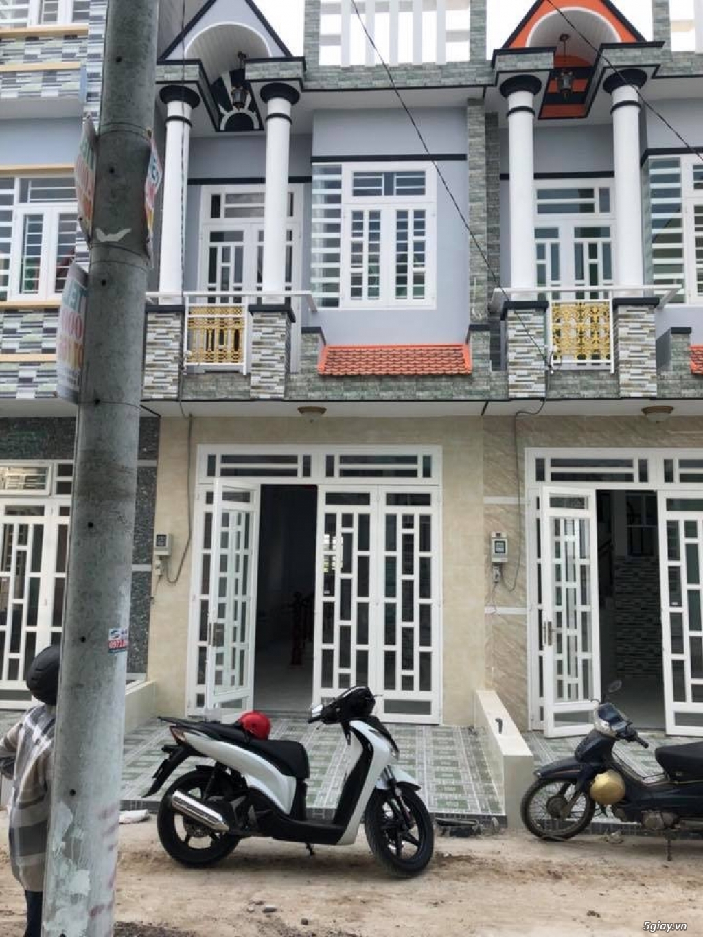 Nhà xây mới 100% uy tín chất lượng đảm bảo