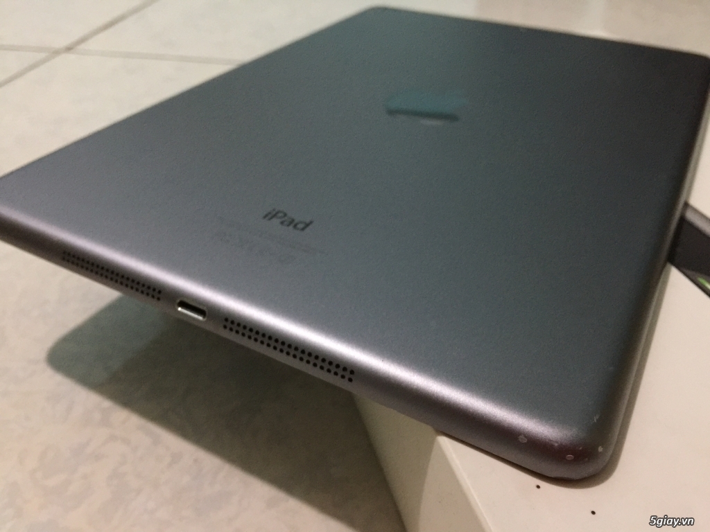 Ipad Air Gray 16GB Wifi Only!!!! - 2