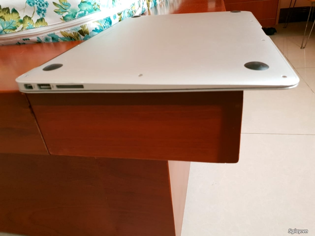 Cần bán MacBook Air 2015