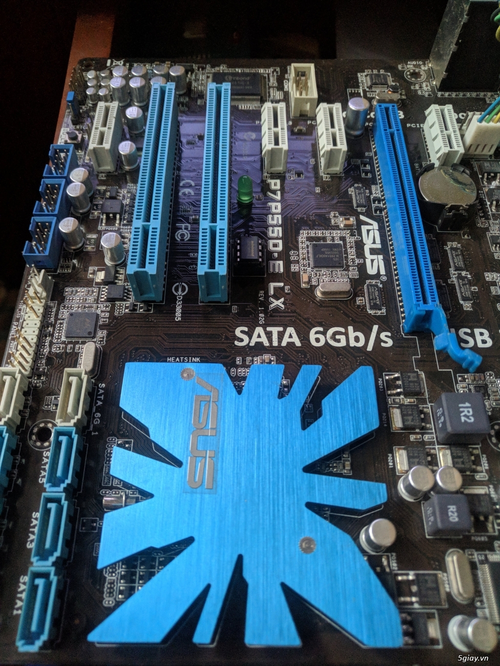 Combo Asus P7P55D-E LX + CPU i3 530 sk 1156 - 2