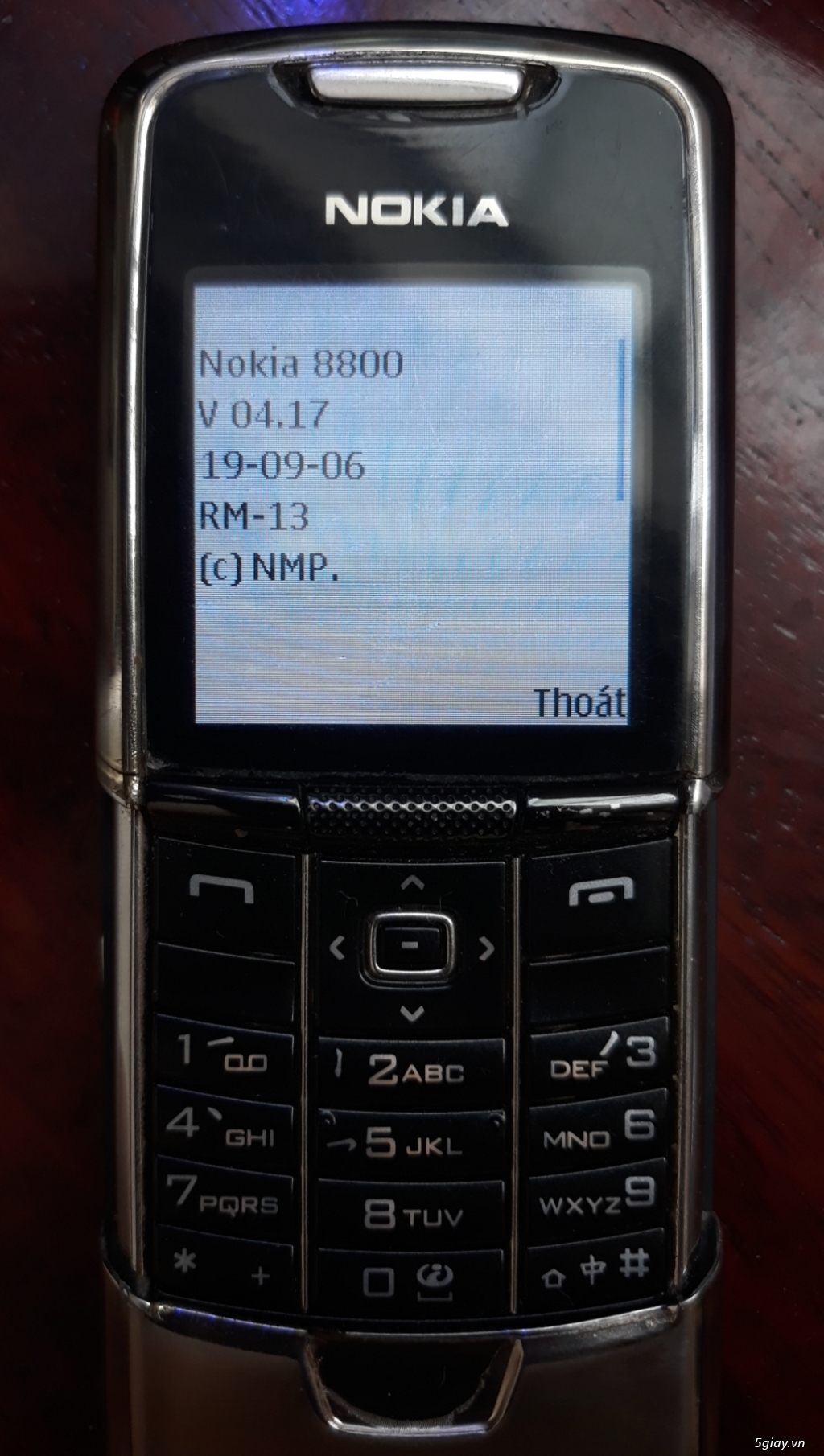 Nokia 8800 Vang danh một thời. - 4