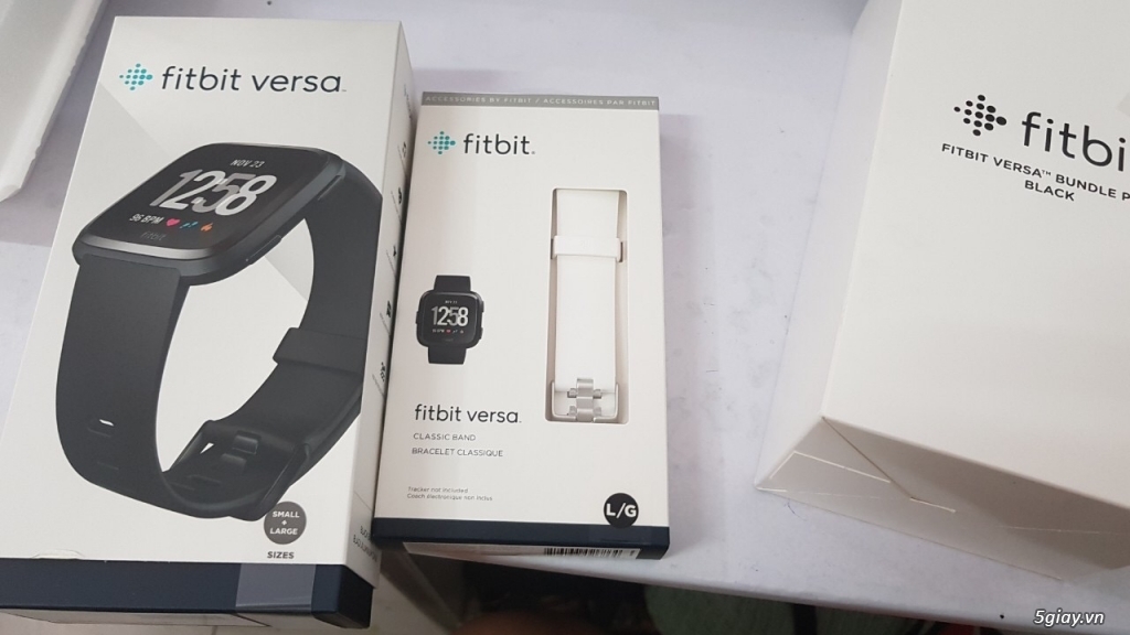 Fitbit Versa + Charge 3 xách tay Usa new 100% - 2