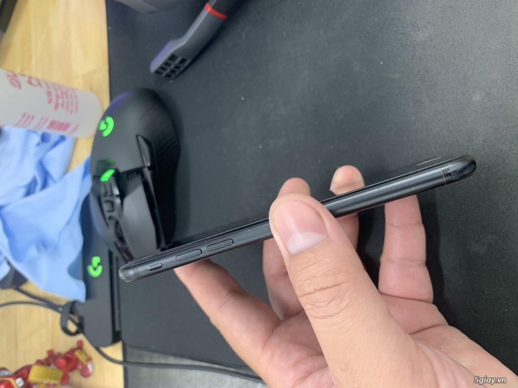 2 em iphone 5s 16gb và 7 128gb màu đen giá bay nhanh - 6