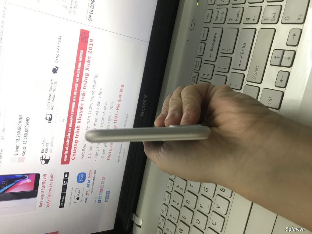 iphone 8plus silver 64GB BH Apple T5/2019 cần bán - 1
