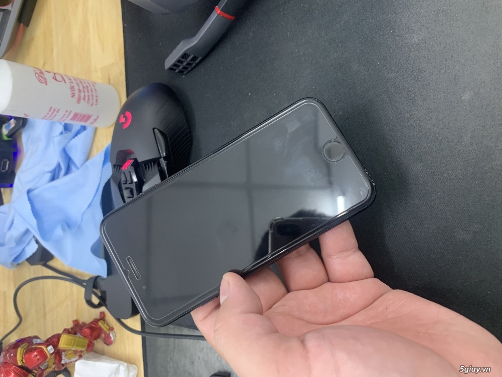 2 em iphone 5s 16gb và 7 128gb màu đen giá bay nhanh - 7