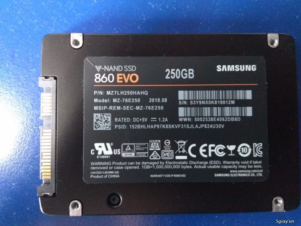 Cần bán ổ cứng SSD SAMSUNG 850 PRO 1.990K - 1