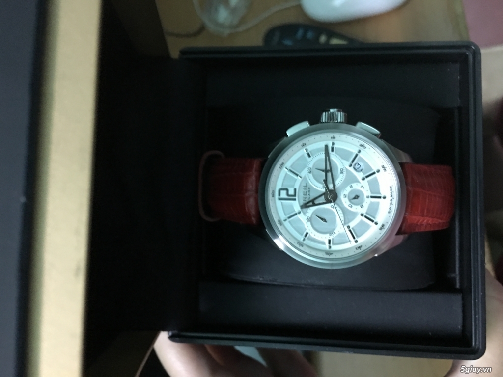 Bán đồng hồ breil giá 2tr5 - 1