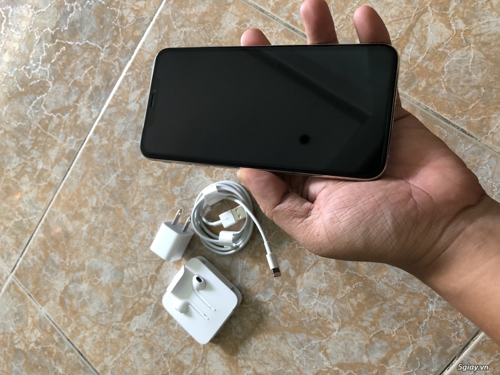 Xs Max 256gb silver zin đẹp ! - 2