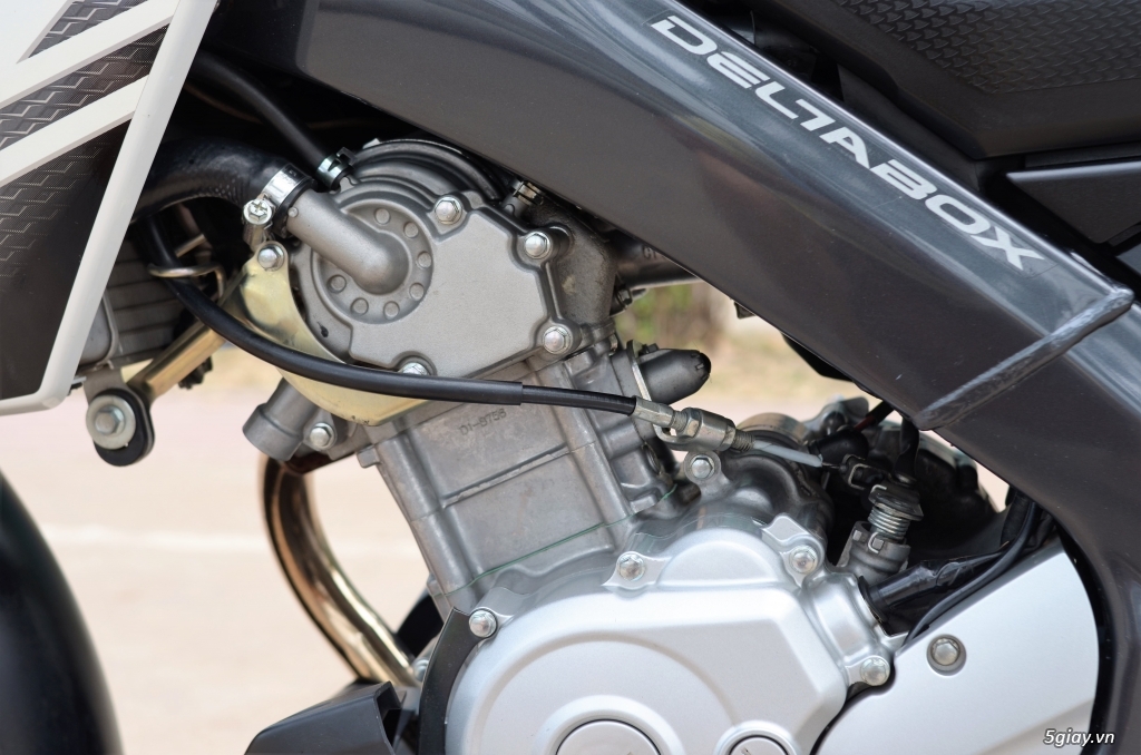 FZ150i 2015 trùm mền - 9