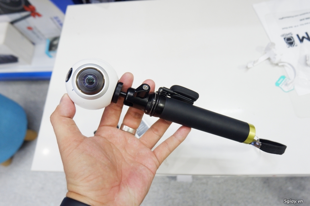Samsung Gear 360 2016 - 5